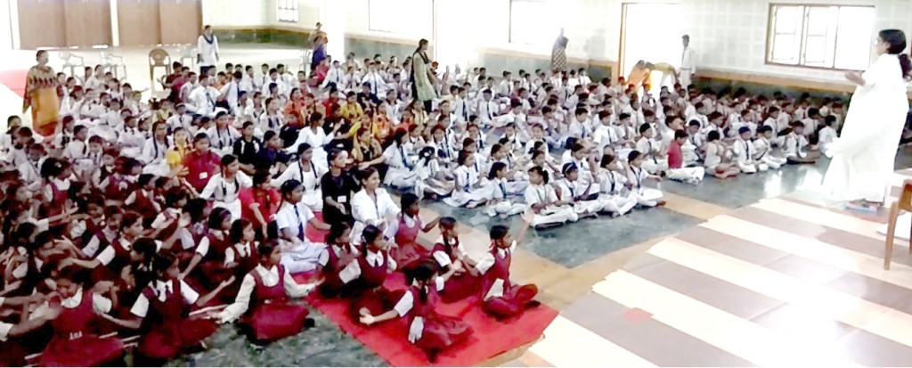 नैतिक षिक्षा का चौथा सप्ताह, खालसा, नेषनल व गुरूनानक स्कूल के बच्चे हुए शामिल