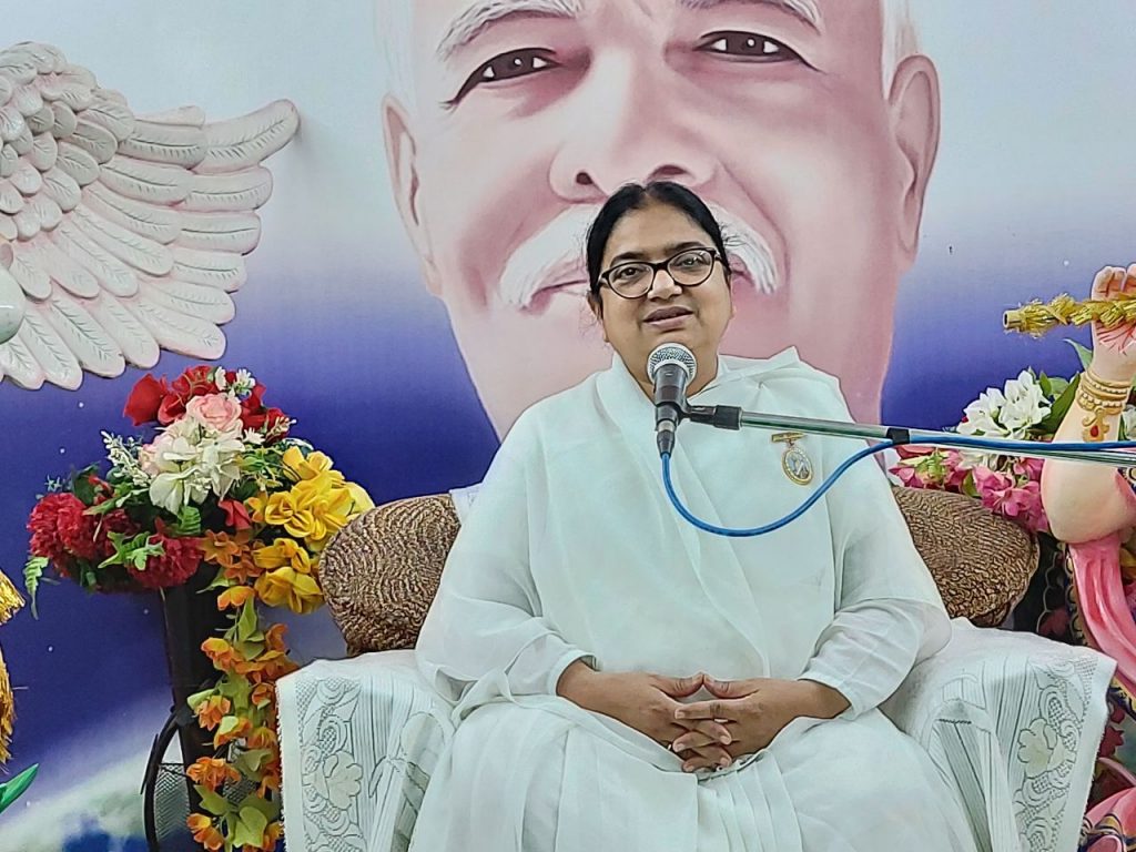 प्रतिदिन का सत्संग है परमशिक्षक की शिक्षा - ब्रह्माकुमारी मंजू दीदी