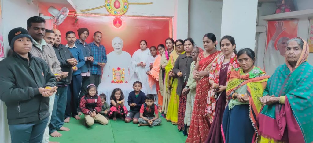 बलौदा सेवाकेन्द्र में छ.ग. इन्दौर जोन के पूर्व क्षेत्रीय निदेशक एवं मीडिया प्रभाग के राष्ट्रीय अध्यक्ष ब्रह्माकुमार ओमप्रकाश भाई जी की 7वीं पुण्यतिथि मनाई गई...
