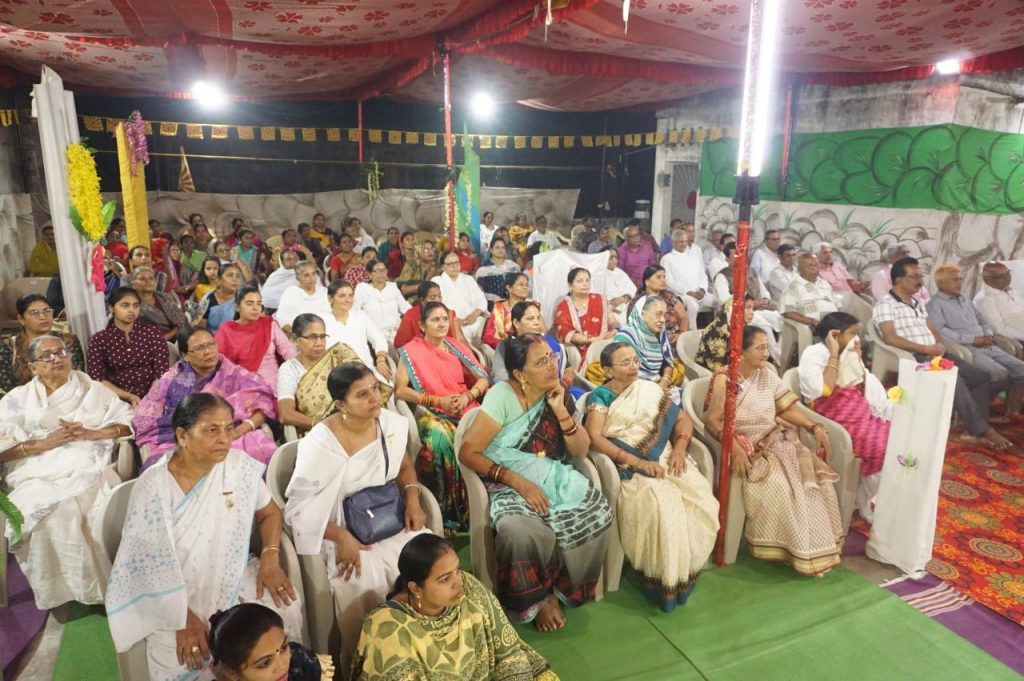 कार्य व्यवहार करते कर्मेन्द्रियो पर सम्पूर्ण नियंत्रण के साथ परमात्मा की याद ही स्थितप्रज्ञ स्थिति है- ब्रह्माकुमारी मंजू दीदी