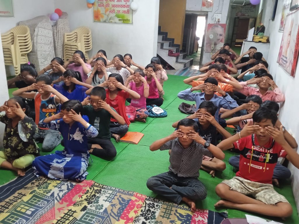 अंतरात्मा की आवाज हमें सही रास्ते पर चलने के लिए प्रेरित करती है _ ब्रम्हाकुमारी समीक्षा