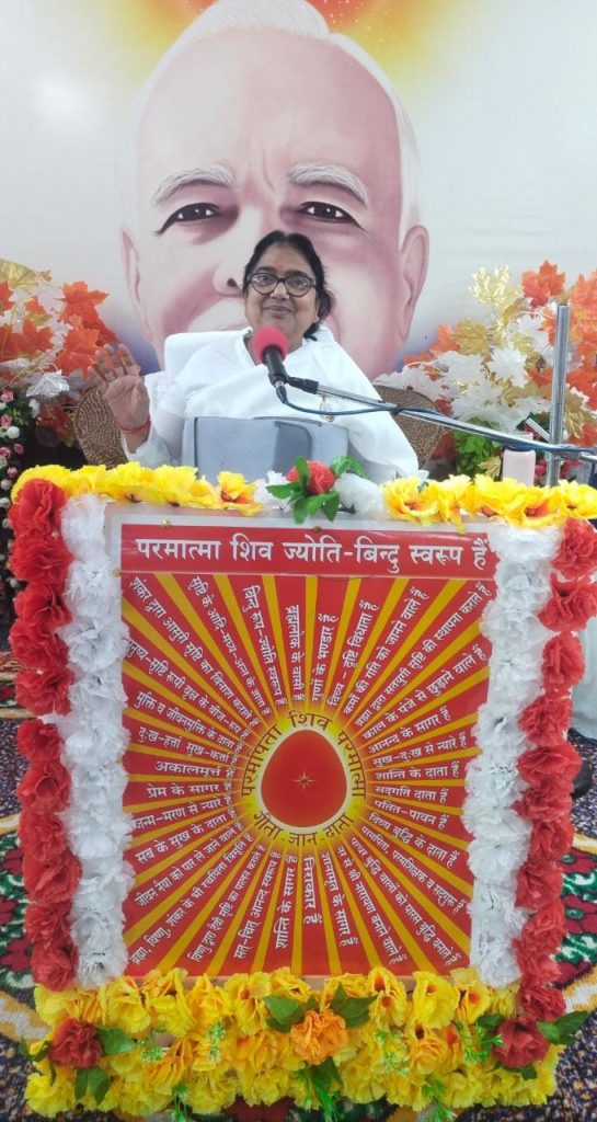 हिम्मत और उत्साह हो तो धूल को भी धन बना सकते है: बीके मंजू