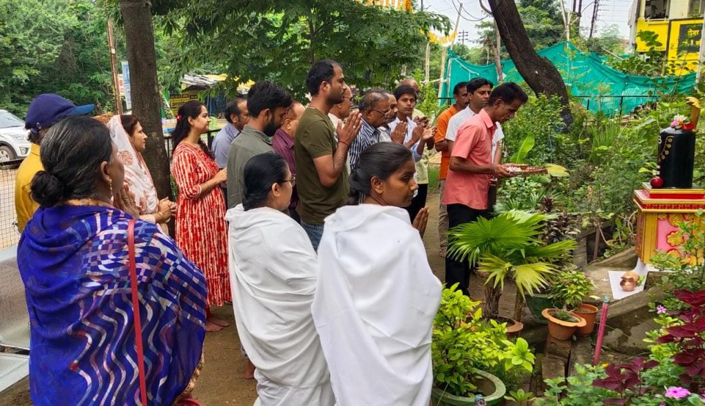 खुशी हर पल सात दिवसीय शिविर के बाद एडवांस कोर्स प्रारम्भ, कवयित्री रेणु ने कविता द्वारा व्यक्त किये उद्गार