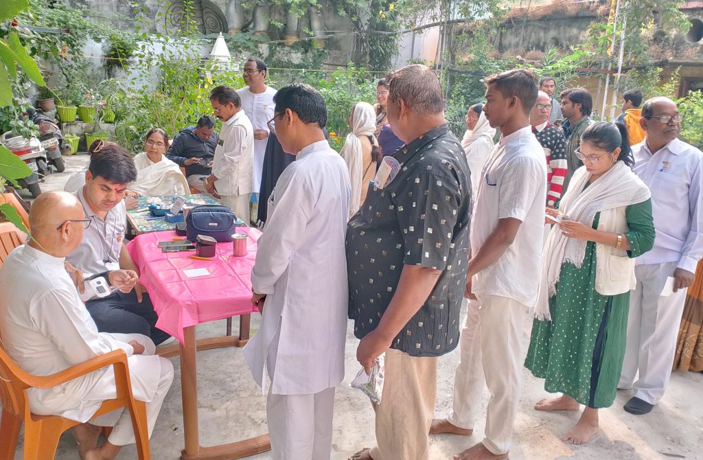 *प्रभु दर्शन भवन टिकरापारा मे स्वास्थ्य चेकअप शिविर का आयोजन*