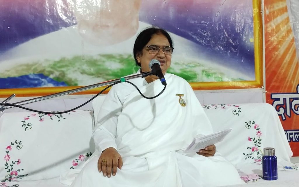 धनतेरस पर 13 स्थानों पर दीपक जरूर जगाएं - ब्र.कु. मंजू दीदी*