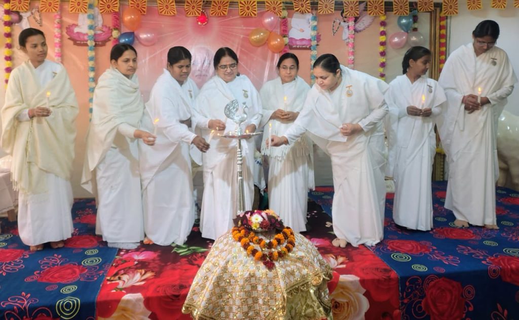 ब्रह्माकुमारीज़ टिकरापारा में वर्ष 2026 का आध्यात्मिक आगाज; सकारात्मक परिवर्तन का लिया संकल्प