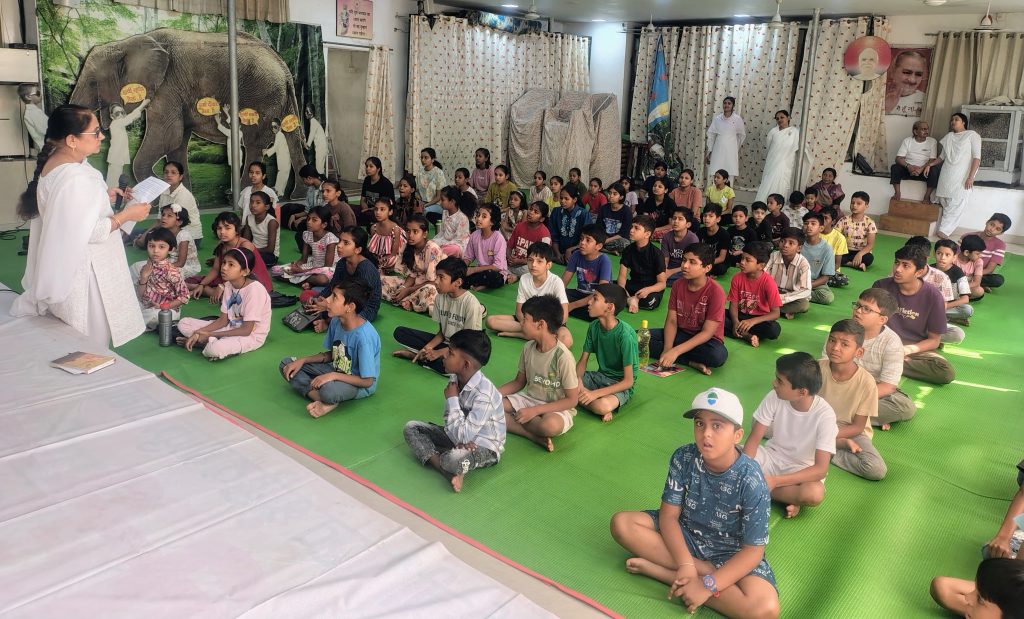 उड़ान’ बाल संस्कार शिविर में गूंजे देशभक्ति के स्वर; बच्चों ने सीखी शिवाजी की वीरता और संस्कारों की शक्ति#