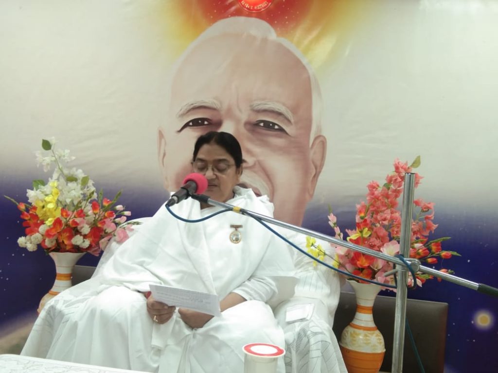 प्रभु दर्शन भवन में सद्गुरुवार विशेष क्लास व भोग, 'मनमनाभव' को बताया जीवन की संजीवनी बूटी