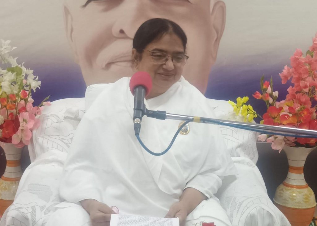 देवताओं के जीवन से लें सात्विक व व्यसनमुक्त जीवन की प्रेरणा - ब्रह्माकुमारी मंजू दीदी*