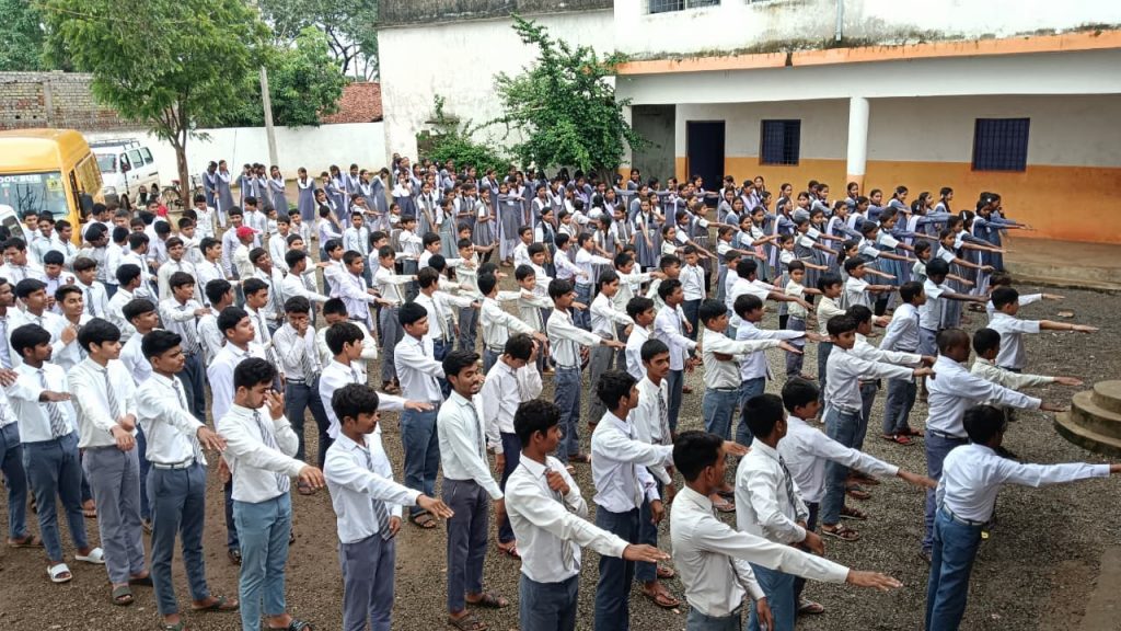 10 करोड़ नशामुक्ति भारत अभियान के तहत माता रानी उच्चतर माध्यमिक विद्यालय अकलतरी में जागरूकता कार्यक्रम