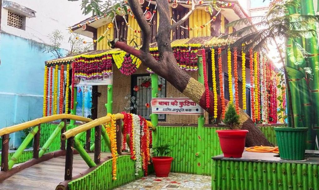 तनावभरी जिंदगी में सुकून का नया ठिकाना बनी 'बाबा की कुटिया'