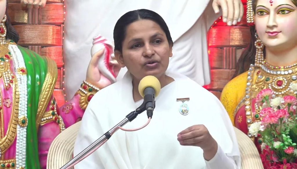 *परमात्मा को बनाएं अपना सच्चा मित्र, मन का बोझ साझा करने से मिलेगी शांति : बीके गायत्री दीदी*